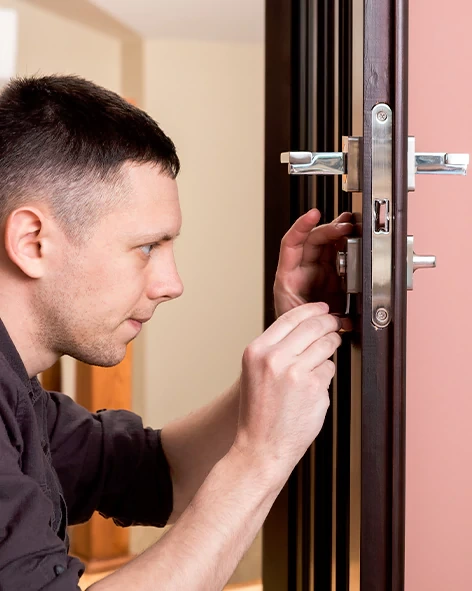 : Professional Locksmith For Commercial And Residential Locksmith Services in Vincent, CA