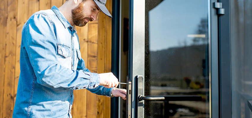 Frameless Glass Storefront Door Locks Replacement in Vincent, CA